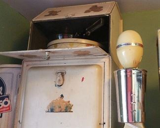 old tin bread keeper and shake machine