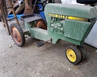John Deere pedal tractor