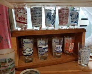 excellent Applied Color Label vintage glassware