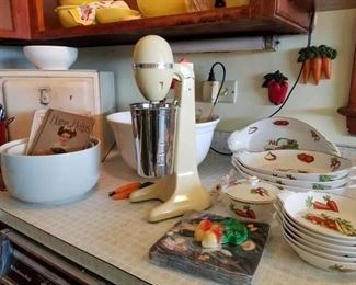 vintage kitchen ware