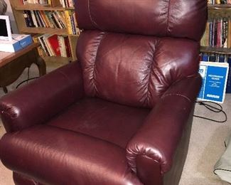 Pair matching LazyBoy recliners—fairly new, good condition.