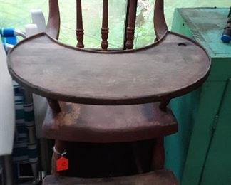 ANTIQUE BABY HIGH CHAIR