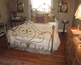 Stunning Antique Queen Bed Frame
