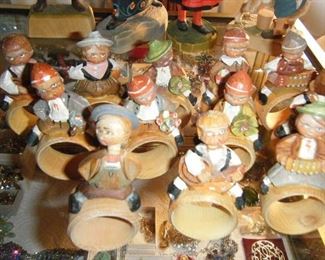 Nodders made in Italy.Set of 12.
