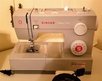 Singer heavy duty sewing machine