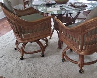 5 Pc Glass Top Rattan Table with 4 Swivel Chairs