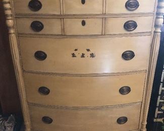 Blonde chest of drawers