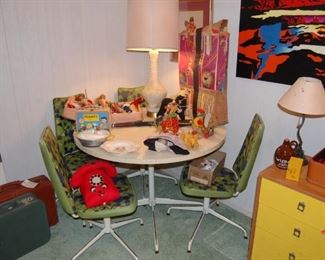1960s mid Century Modern Kitchen table and chairs