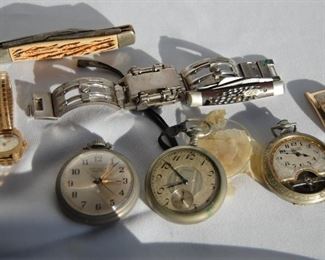 Vintage watches, case knife