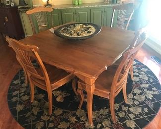 Great farm style table with chairs