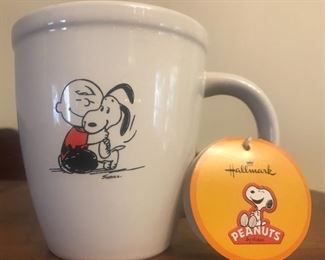 New with Tag Hallmark Peanuts Mug