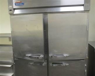 McCall Commercial Refrigerator/Freezer Model 1045