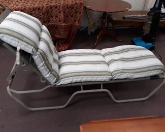 Metal Outdoor Recliner w/ Cushion