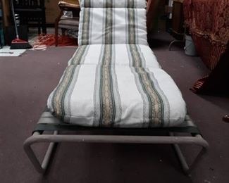 Metal Outdoor Recliner w/ Cushion