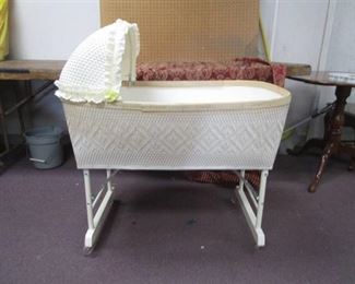 Wicker /Wood Rolling Baby Bassinet
