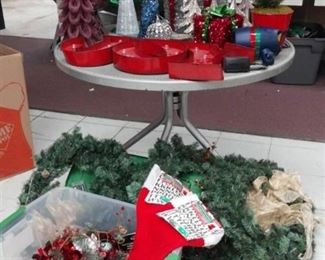 Large Lot of Christmas Trees, Decorations, Wreaths - Like New