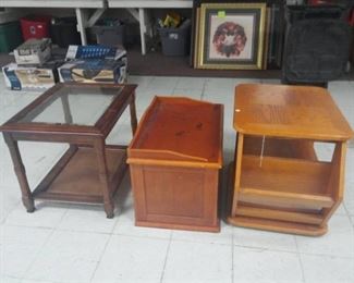 Lot of 3 End Tables
