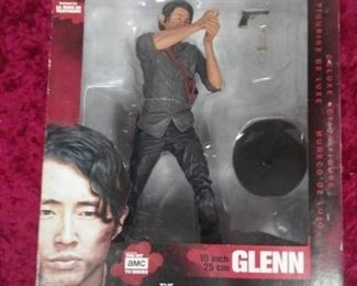 McFarlane Toys The Walking Dead Glenn Legacy Edition Deluxe Figure