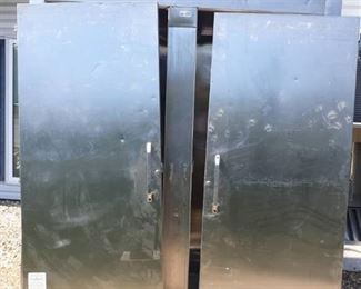 Federal Ind. Model FPR-2 Stainless Steel Commercial 2-Door, Roll-In Warmer. 208-230 Volts, 60 Hertz, & 1 Phase