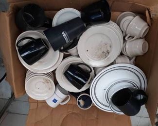 Table Service Box Lot