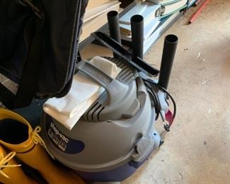 #56 shop vac new in box $30.00