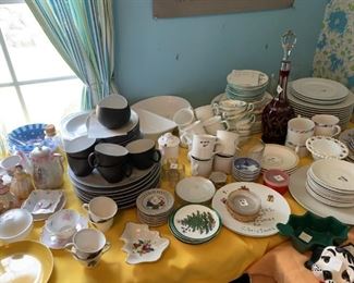 #70 Raymond Loewy Rosenthal Continental china Charcoal 7 plate, 10 sauc,3 dessert 5 tea cup, 1 sugar $125.00