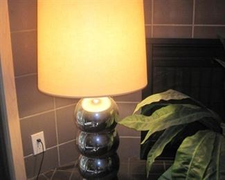 Mid Century Stacking Ball Lamp.