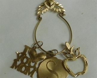 14 k Pendants and Holder