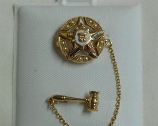 14 k 1955-56 Eastern Star Pin w/Pearls
