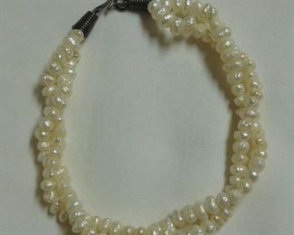 Pearl Bracelet