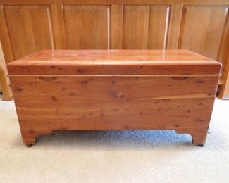 Lane Cedar Chest