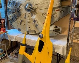 Millennium Falcon Extraordinaire