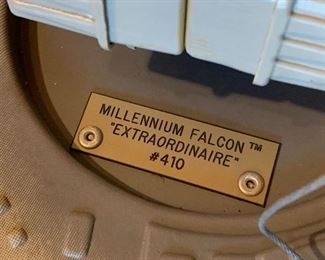 Millennium Falcon Extraordinaire
