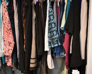 WOMEN’S CLOTHING-SIZE XL