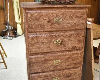 CHEST OF DRAWERS