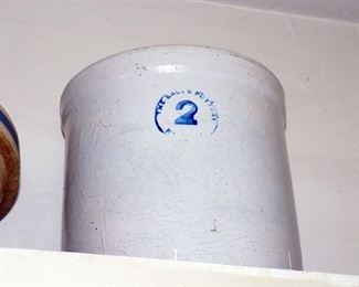#2 Crock, good condition