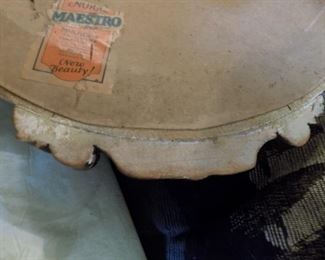 16" mirror by Nuree Companies, Maestro mirror maker's mark