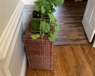 Plant stand