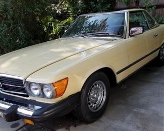 1978 - taking offers!
Take it home Saturday
Clean title
EXCELLENT CONDITION
Convertible
450-SL
MERCEDES