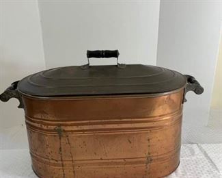 LARGE BRASS TUB WITH TOP https://ctbids.com/#!/description/share/252816