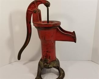 Old Red Short Well Pump Hand Pump https://ctbids.com/#!/description/share/252767