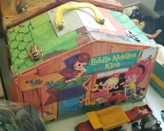 Liddle Kiddles, 1960's Toy, includes a bag of the figures