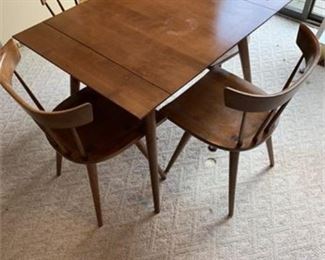 Lot 181
Midcentury Modern Style Kitchen Table & 4 Chairs