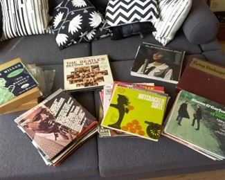 Collection of 33s and 78s