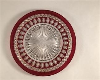 Lot 025
Westmoreland Waterford ruby flashed bread plate