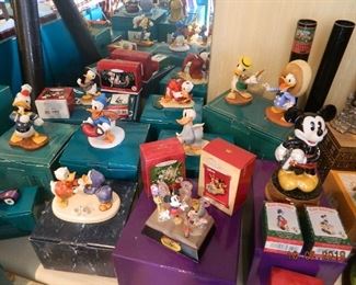 Donald Duck figures