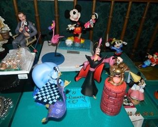 Alladin/Walt Disney figures