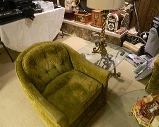 chair/end table/lamp
