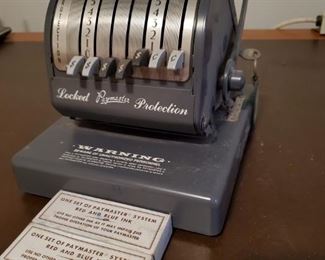Vintage Check Paymaster X-550
