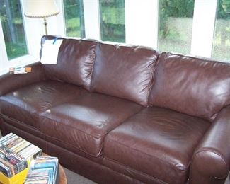 BROWN LEATHER SOFA & CDs